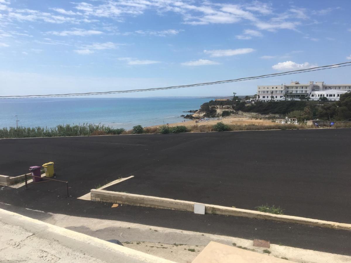 Nilla Apartments Lido di Noto Экстерьер фото